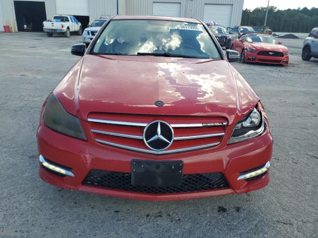 MERCEDES-BENZ C-CLASS 2013 Czerwony