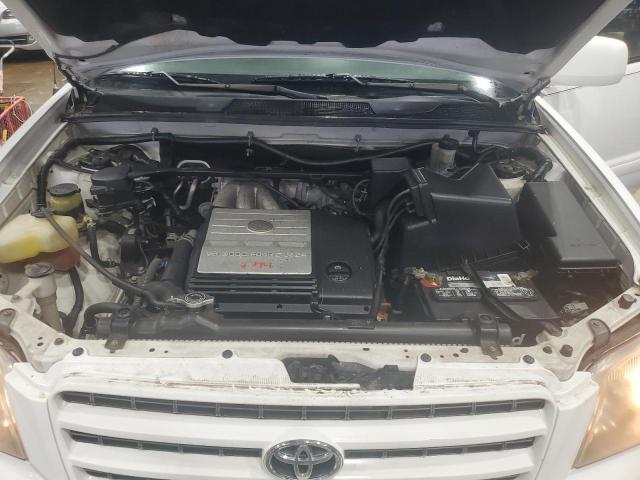 2003 TOYOTA HIGHLANDER LIMITED