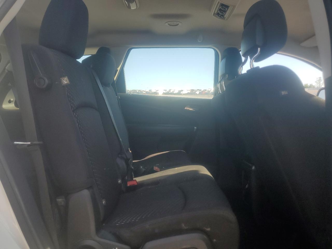 2015 Dodge Journey Se VIN: 3C4PDCAB4FT557350 Lot: 70253465