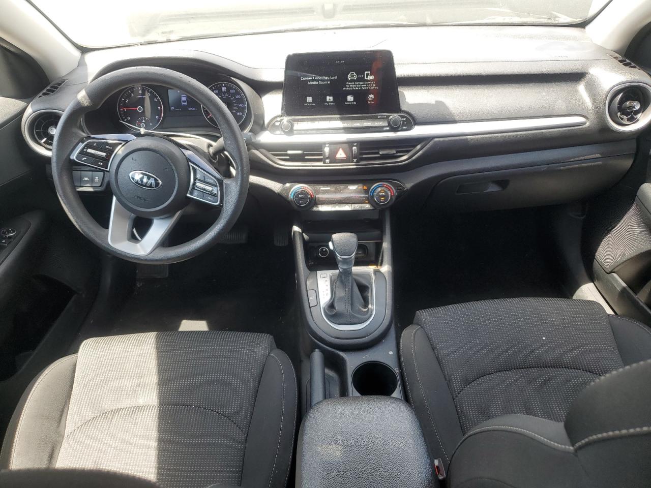 2019 Kia Forte Fe VIN: 3KPF24AD8KE075830 Lot: 70127625