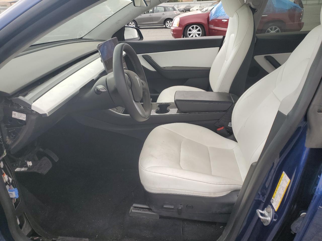 2020 Tesla Model Y VIN: 5YJYGDEE8LF056414 Lot: 70188905