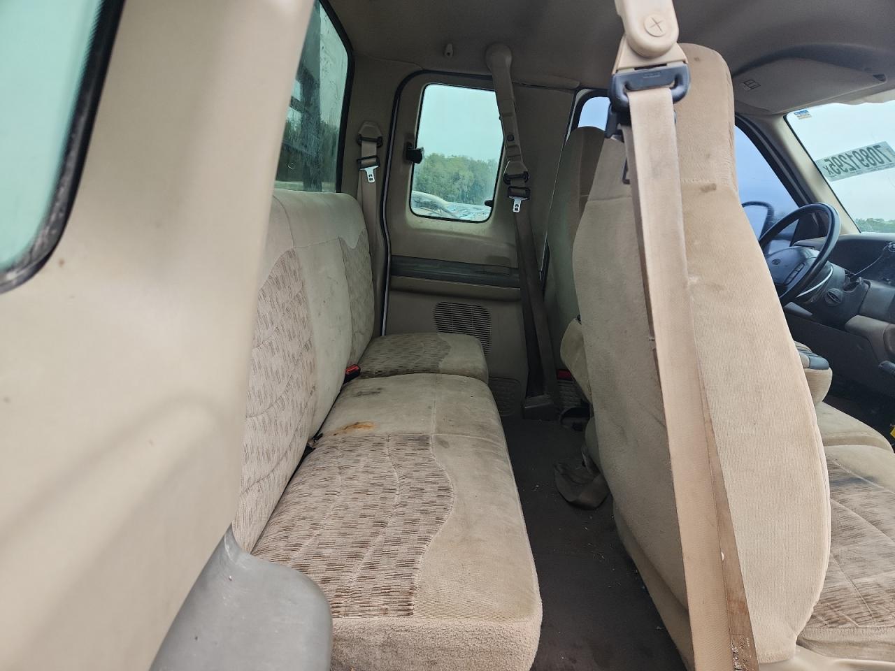 2000 Ford F250 Super Duty VIN: 1FTNX20L5YEA87593 Lot: 70891295