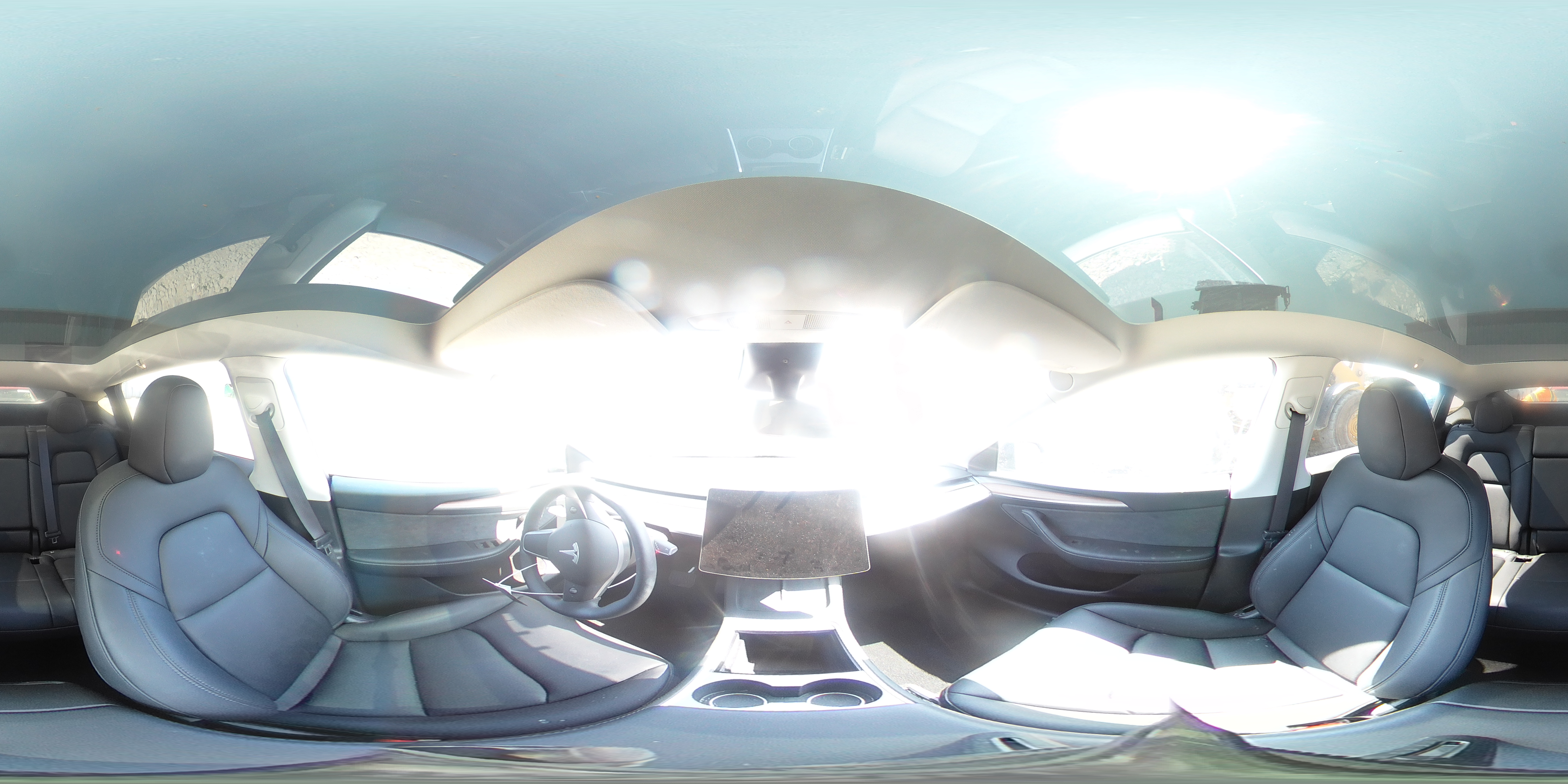 2024 Tesla Model Y VIN: 7SAYGDEE2RF154592 Lot: 68148755