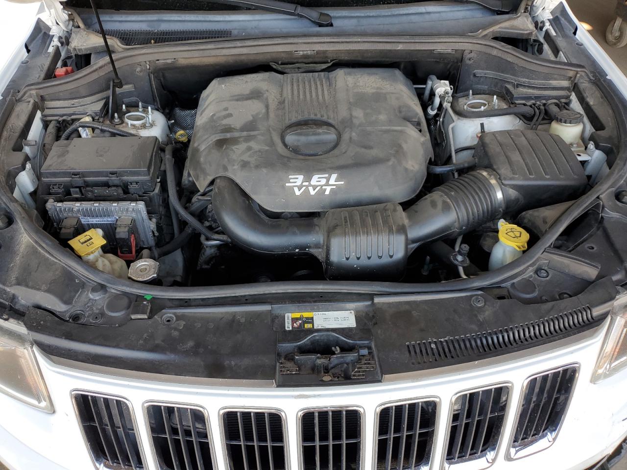 1C4RJFAGXEC186476 2014 Jeep Grand Cherokee Laredo