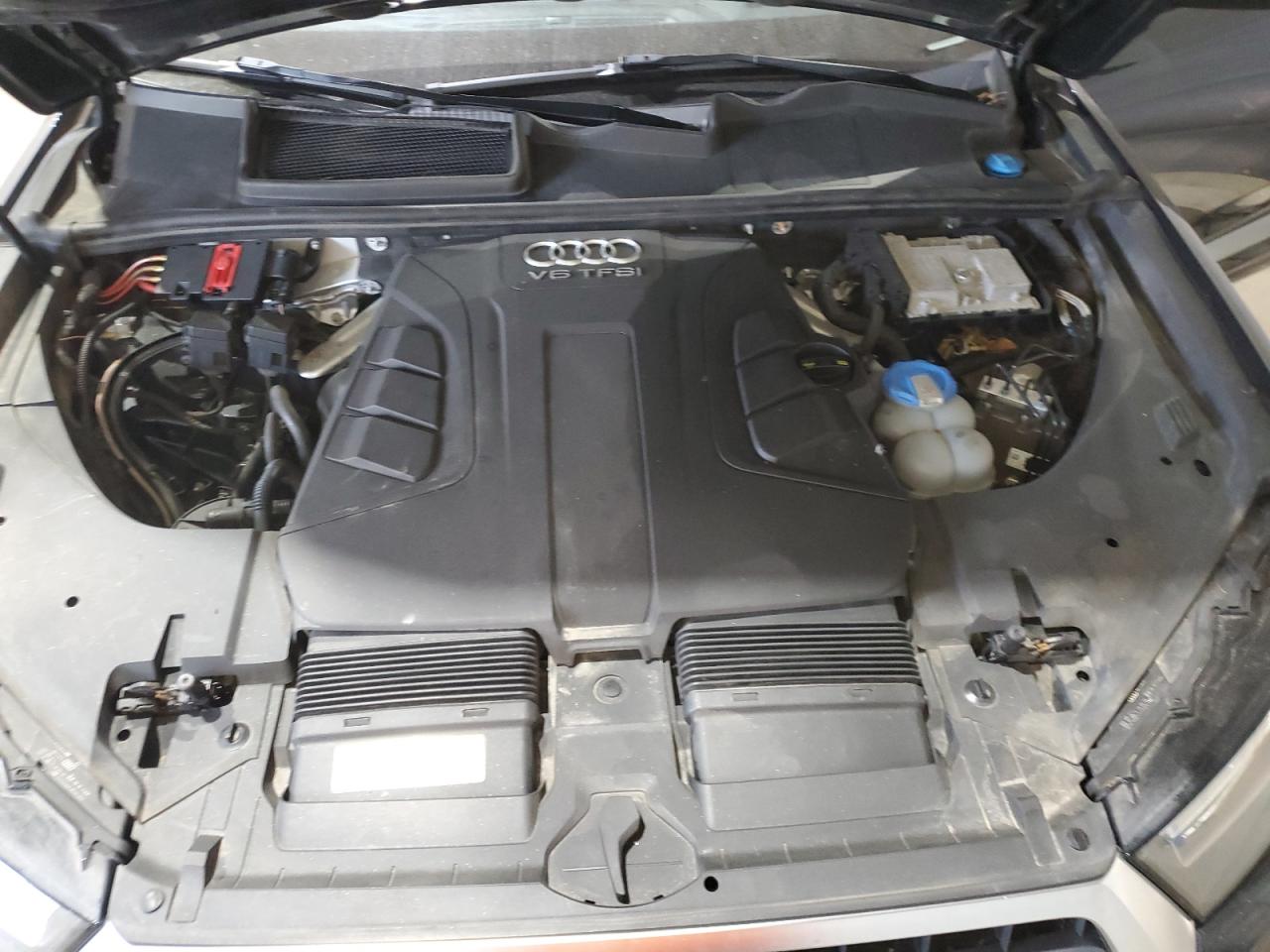 2017 Audi Q7 Prestige VIN: WA1VAAF75HD033510 Lot: 67749185