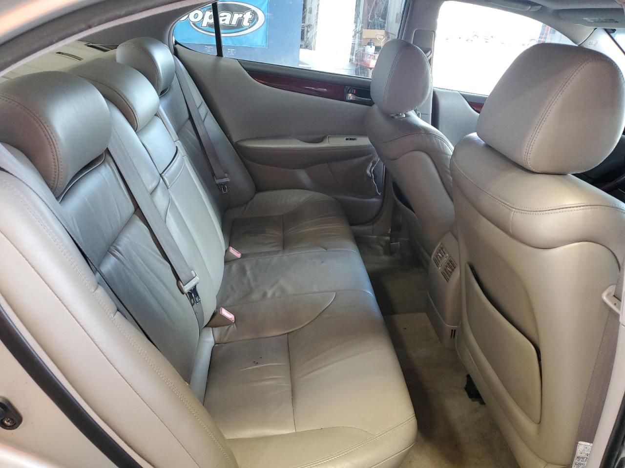 2004 Lexus Es 330 VIN: JTHBA30G640014252 Lot: 67091725