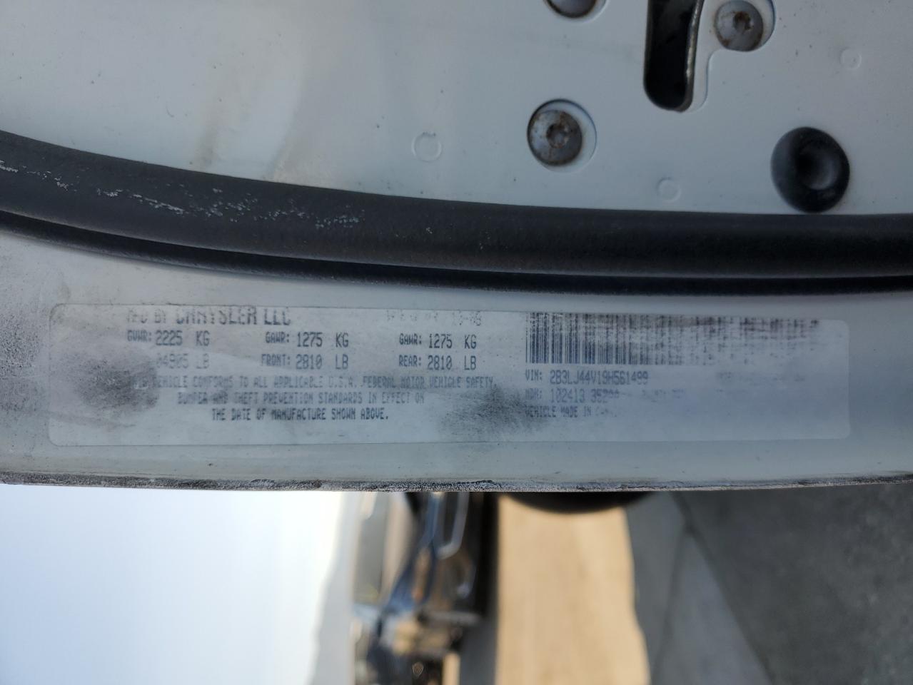 2009 Dodge Challenger Se VIN: 2B3LJ44V19H561499 Lot: 68311045