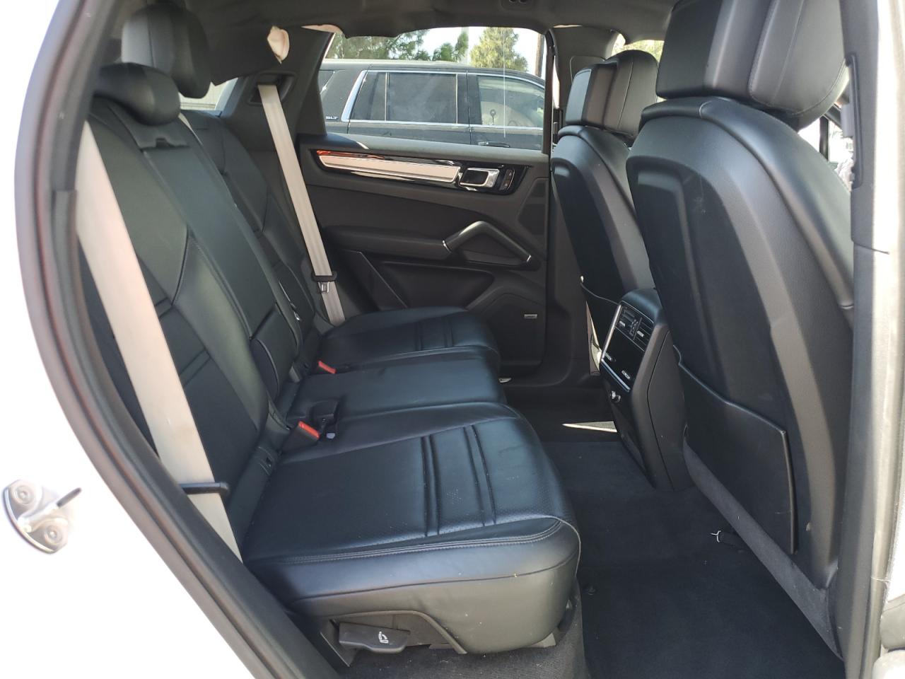 2023 Porsche Cayenne Base VIN: WP1AA2AY6PDA06548 Lot: 70330025