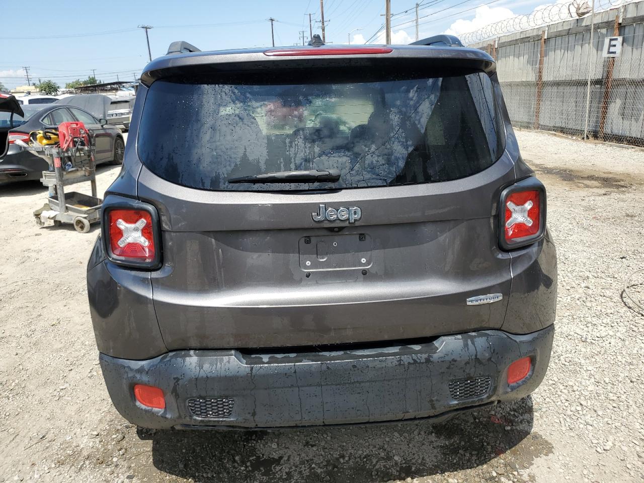 2016 Jeep Renegade Latitude VIN: ZACCJABT1GPC52481 Lot: 70184575