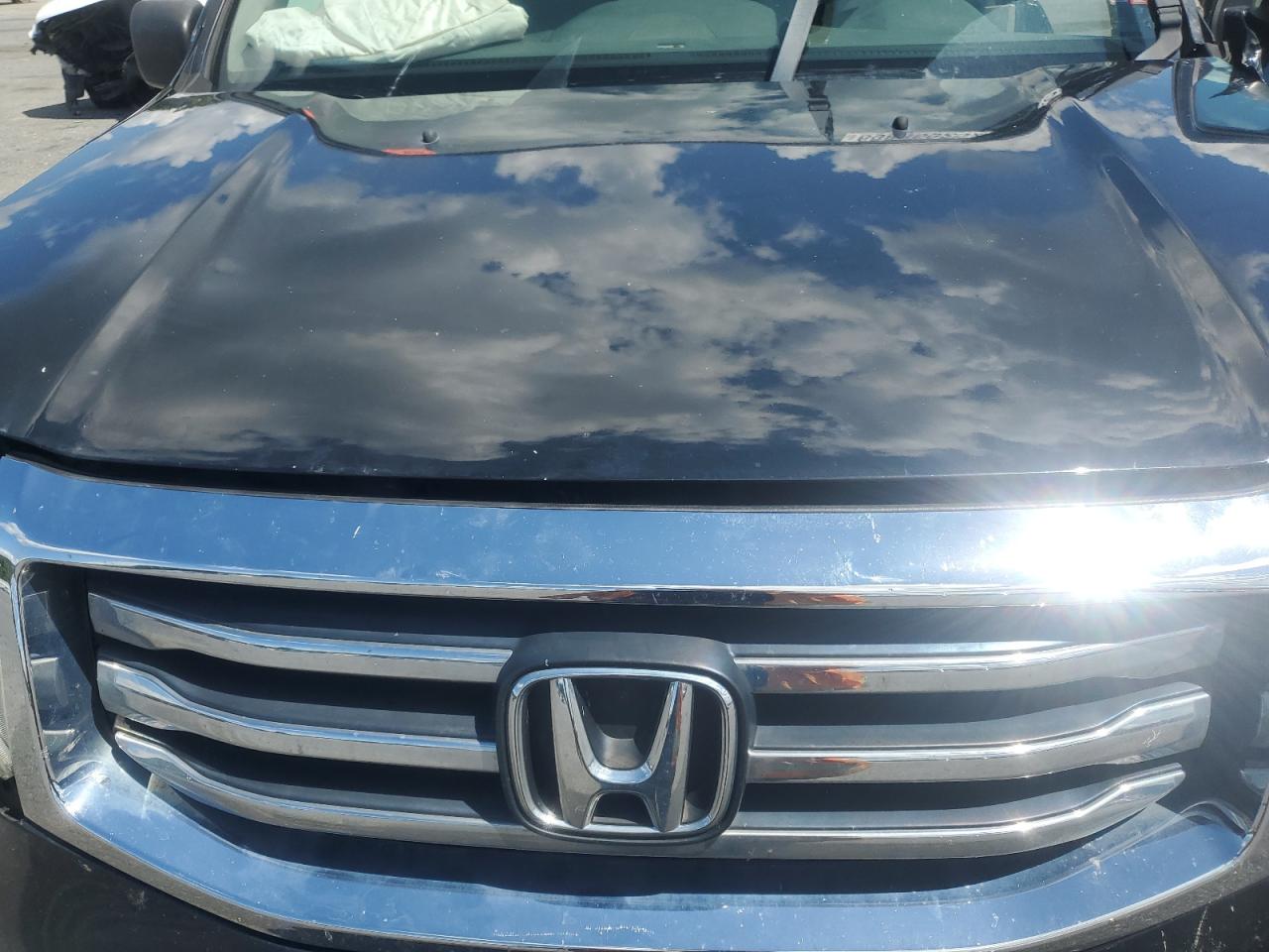 2014 Honda Pilot Lx VIN: 5FNYF4H29EB015488 Lot: 69835925