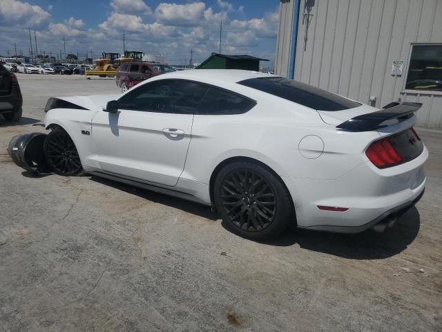  FORD MUSTANG 2018 Белы