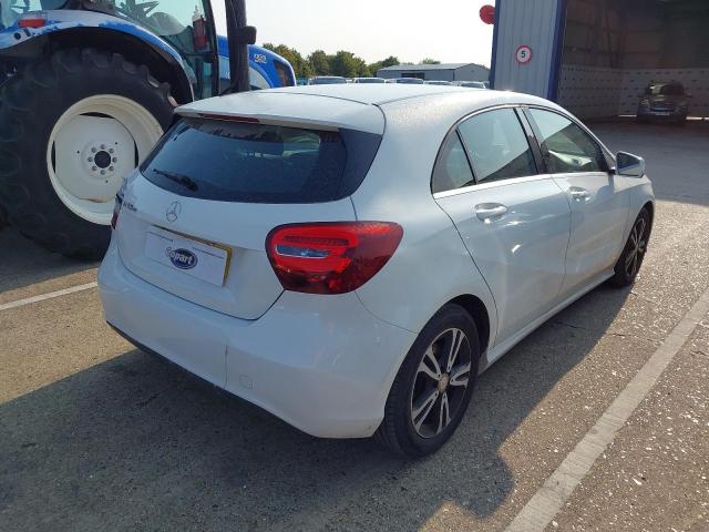 2016 MERCEDES BENZ A 180 D SE