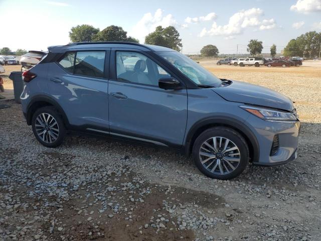  NISSAN KICKS 2024 Srebrny