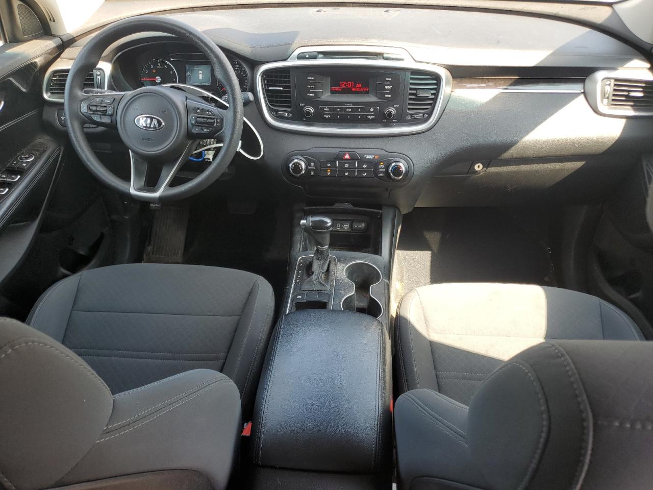 2017 Kia Sorento Lx VIN: 5XYPG4A37HG279740 Lot: 70289865