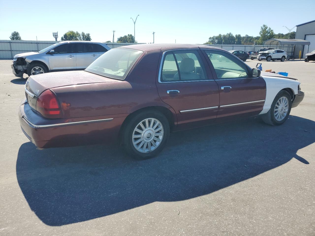 2010 Mercury Grand Marquis Ls brown null flexible 2MEBM7FVXAX619229 photo #4