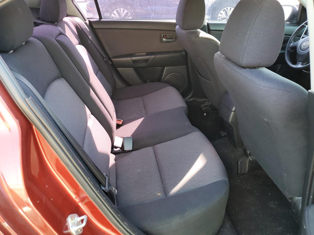 2008 Mazda 3 I VIN: JM1BK32G781157545 Lot: 70392895