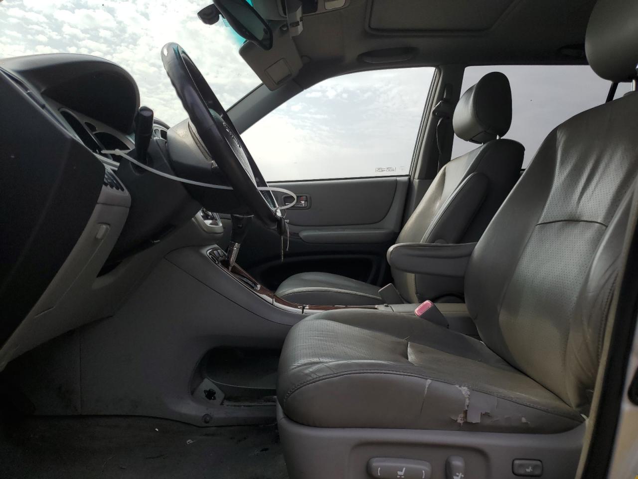 2005 Toyota Highlander Limited VIN: JTEEP21A150087589 Lot: 65590695