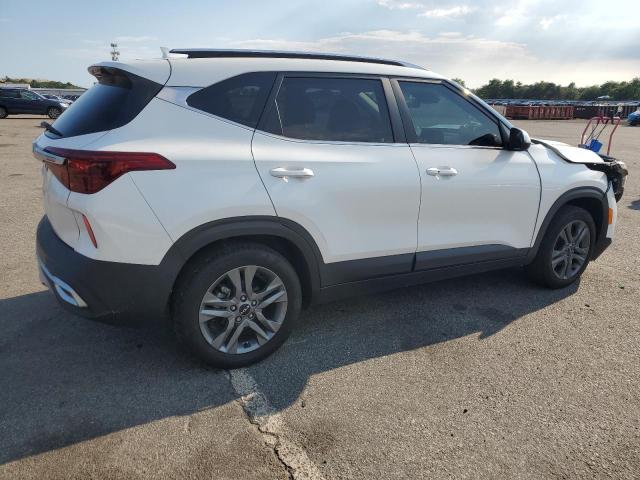  KIA SELTOS 2022 Белы