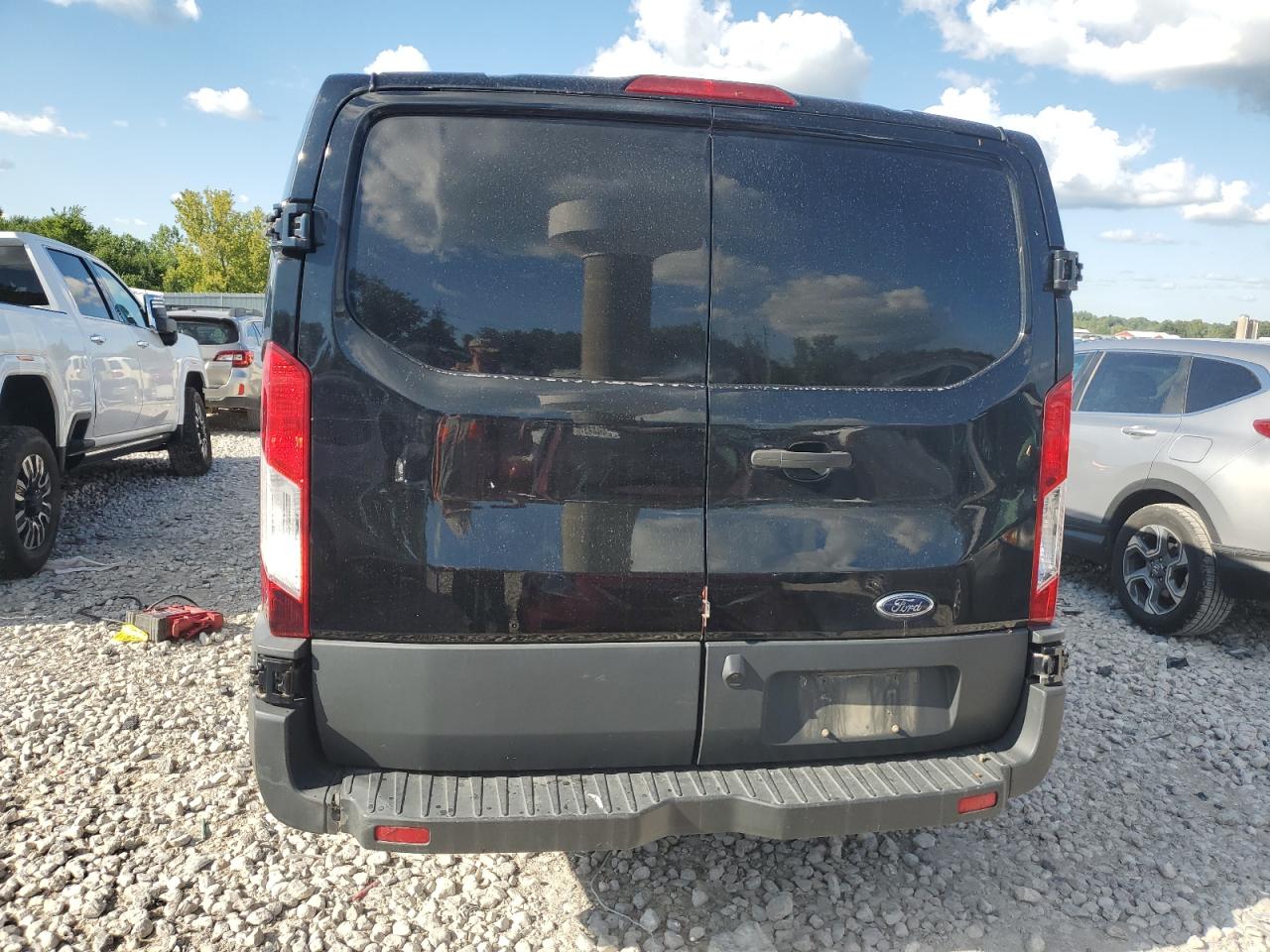 2017 Ford Transit T-150 VIN: 1FTYE1YM2HKA53381 Lot: 70159105