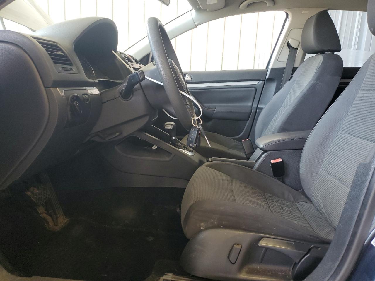 2010 Volkswagen Jetta S VIN: 3VWHZ7AJ9AM063294 Lot: 70508725