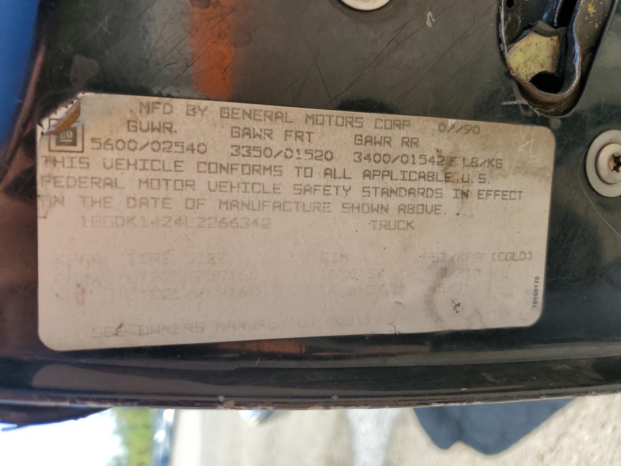 1990 Chevrolet Gmt-400 K1500 VIN: 1GCDK14Z4LZ266342 Lot: 68720625