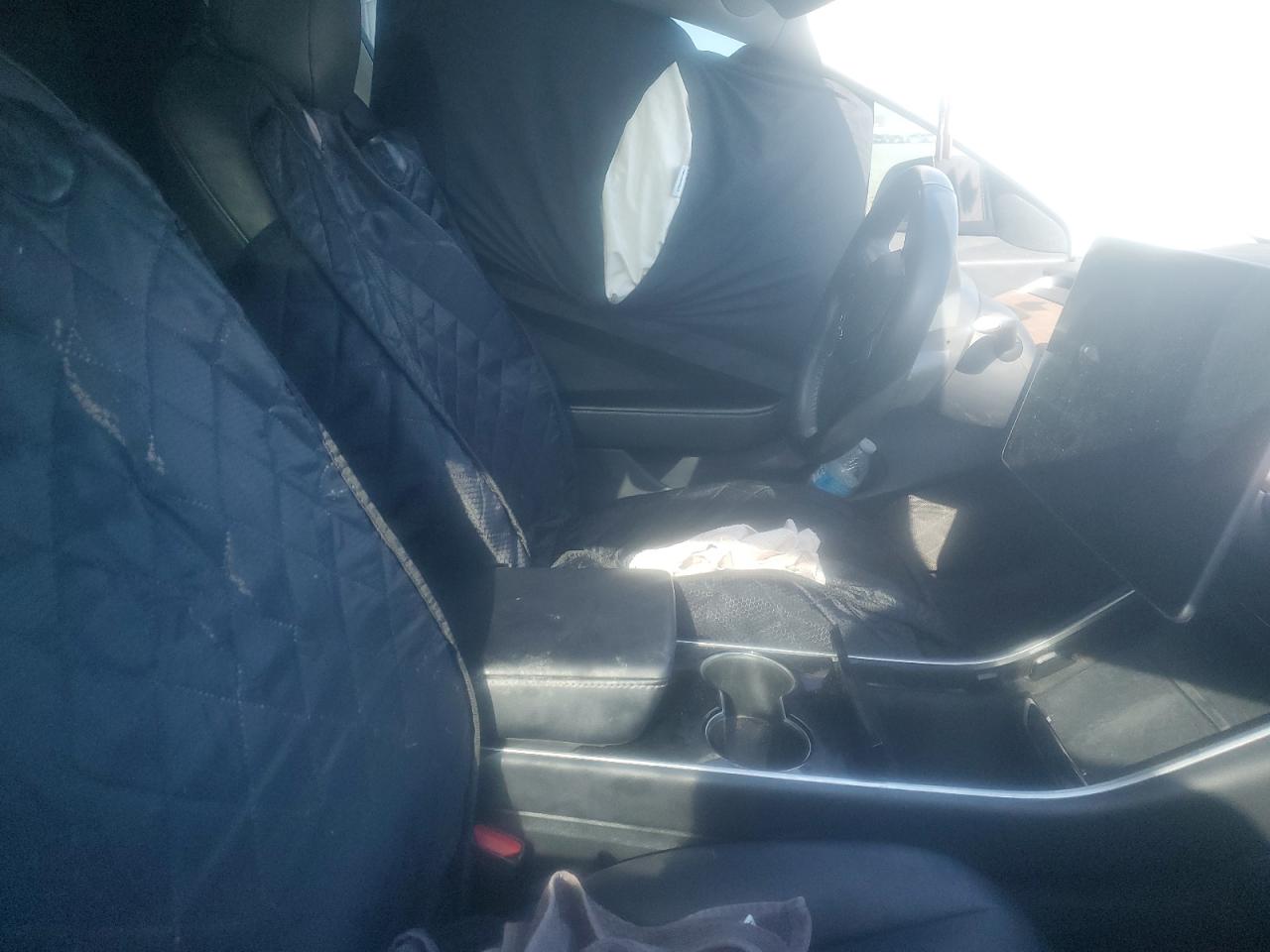 2018 Tesla Model 3 VIN: 5YJ3E1EA4JF003265 Lot: 69697805