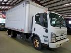 2014 ISUZU NPR    à vendre chez Copart CT - HARTFORD SPRINGFIELD