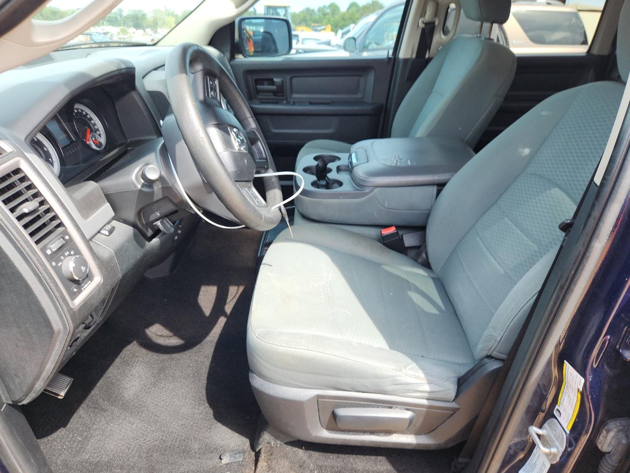 2014 Ram 1500 St VIN: 3C6RR6KT4EG248172 Lot: 70340515