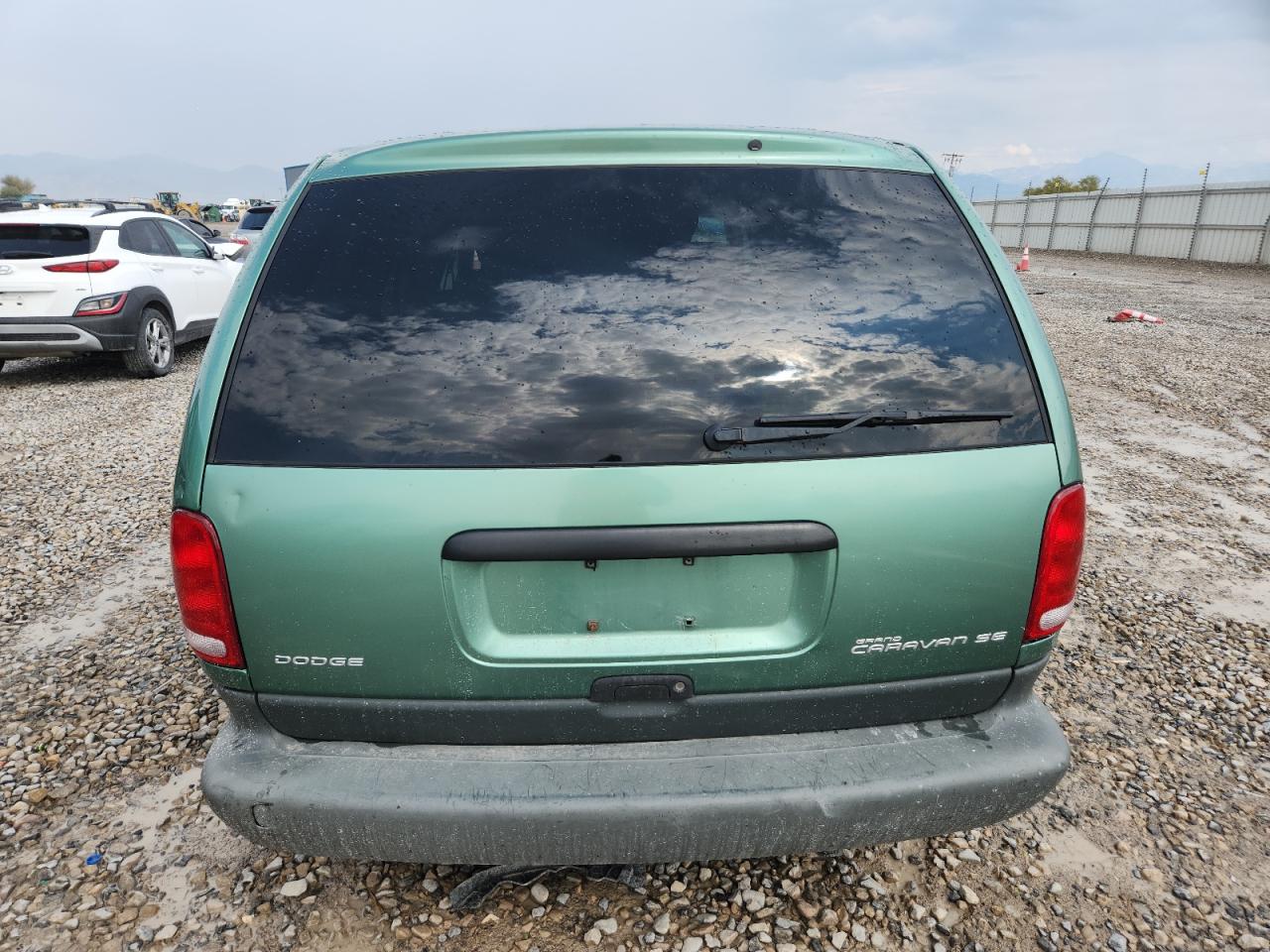 1998 Dodge Grand Caravan Se VIN: 2B4GP4432WR639448 Lot: 70720605