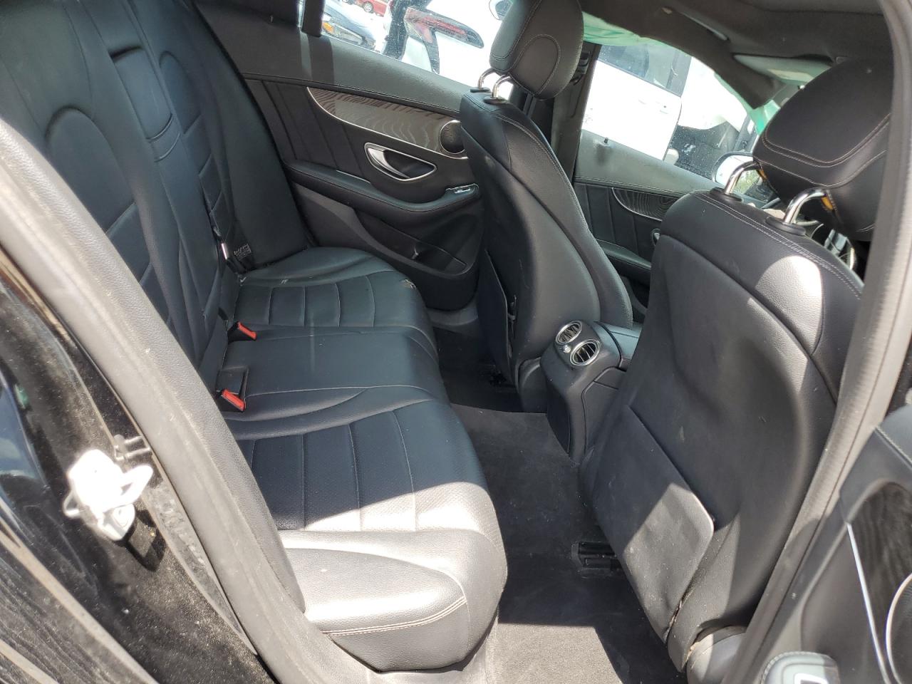 2015 Mercedes-Benz C 300 VIN: 55SWF4JB5FU046738 Lot: 68080595