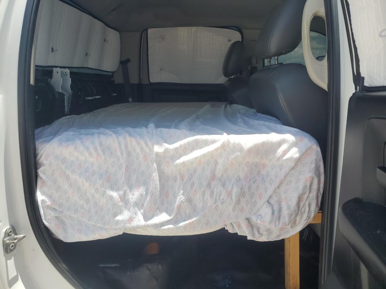 2018 Ram 3500 VIN: 3C7WRSCL1JG325161 Lot: 68347165