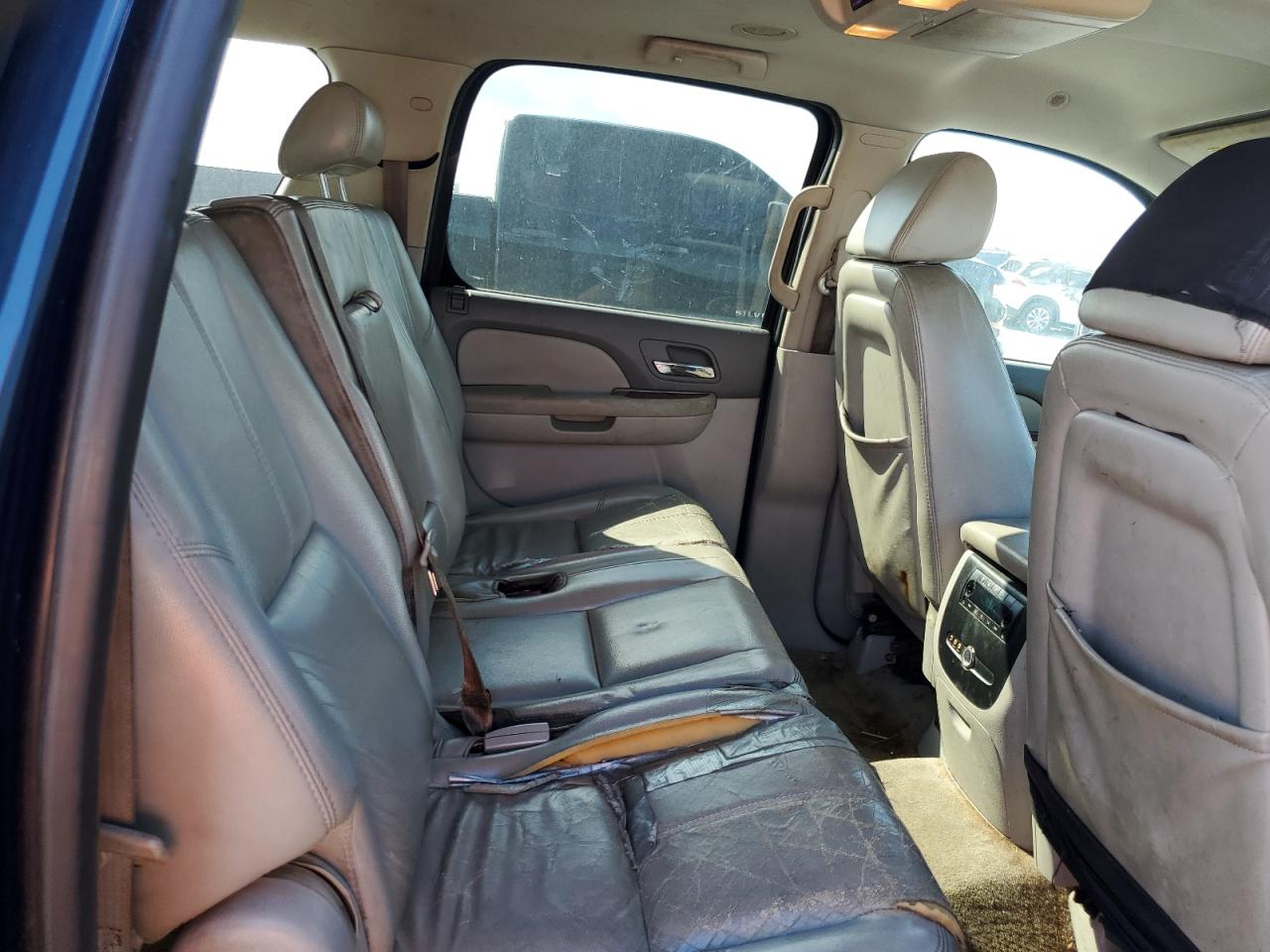 2007 Chevrolet Suburban C1500 VIN: 1GNFC16J07R212711 Lot: 68574715