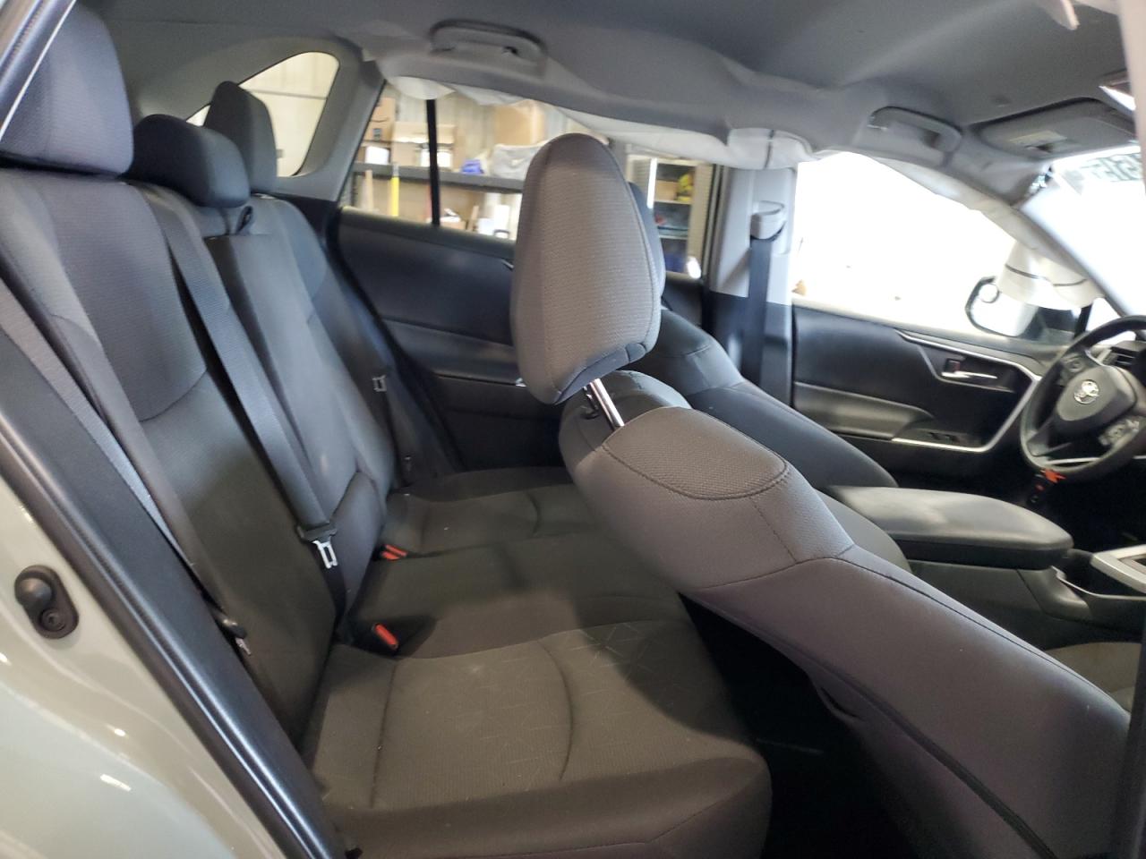 2023 Toyota Rav4 Xle VIN: 2T3P1RFV0PW365500 Lot: 69844515