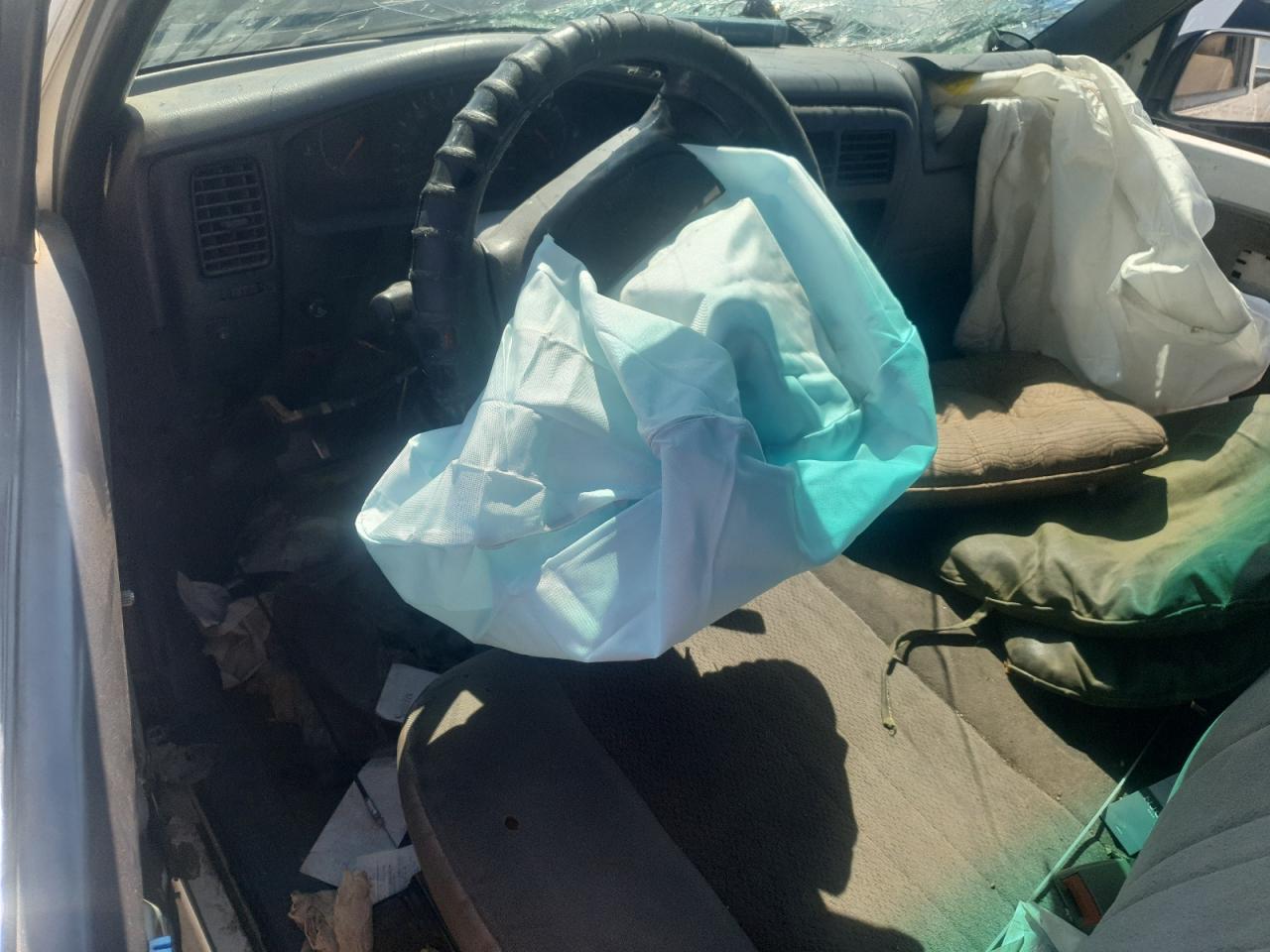 1999 Toyota Tacoma VIN: 4TANL42NXXZ481308 Lot: 67755505