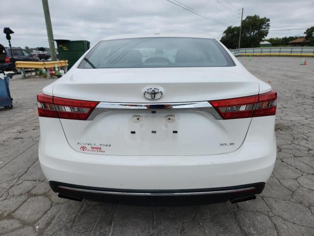  TOYOTA AVALON 2018 Белы
