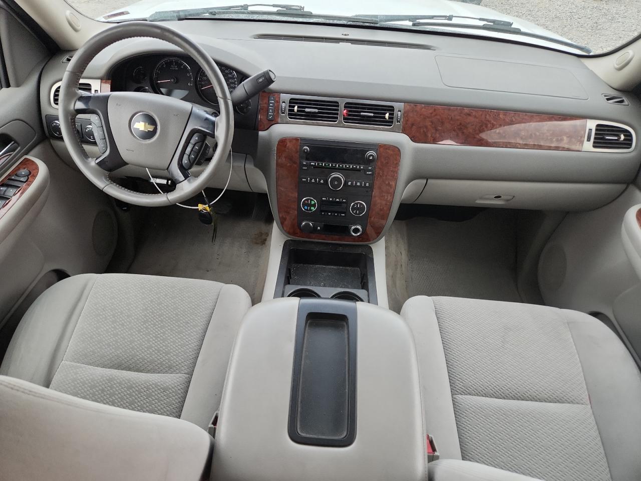 2007 Chevrolet Suburban K1500 VIN: 1GNFK163X7J207874 Lot: 70390645