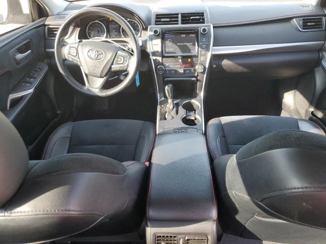 Sedans TOYOTA CAMRY 2017 Silver