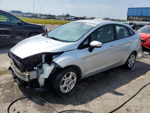  FORD FIESTA 2016 Серебристый