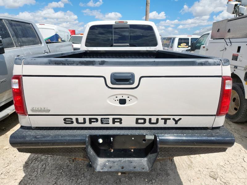 Pickups FORD F350 2015 White