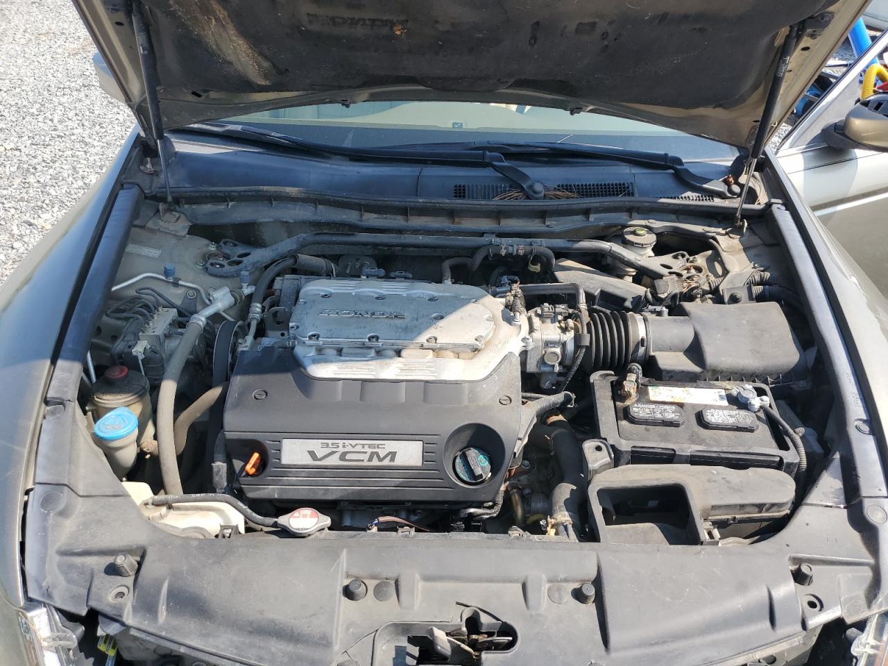 2008 Honda Accord Exl VIN: 1HGCP36818A011118 Lot: 68996595