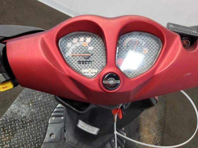 2022 GENUINE SCOOTER CO. ROUGHHOUSE 50  