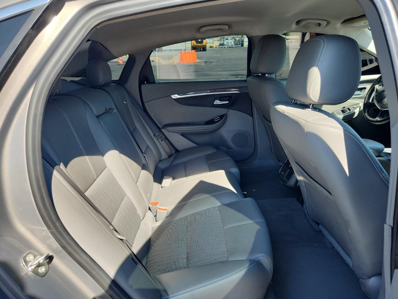 2018 Chevrolet Impala Lt VIN: 2G1105S3XJ9122597 Lot: 68652695