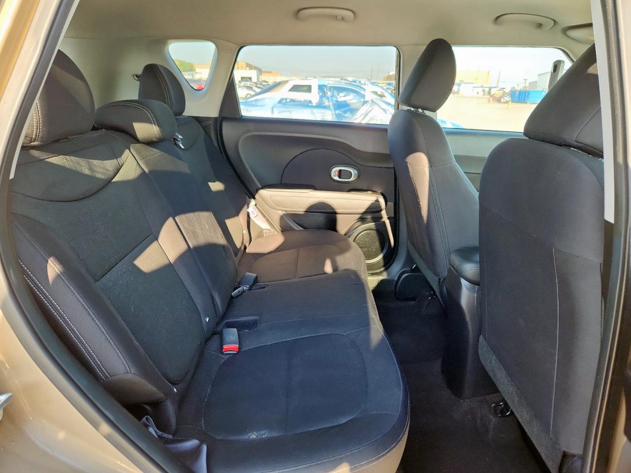 2015 Kia Soul VIN: KNDJN2A20F7130376 Lot: 69289195