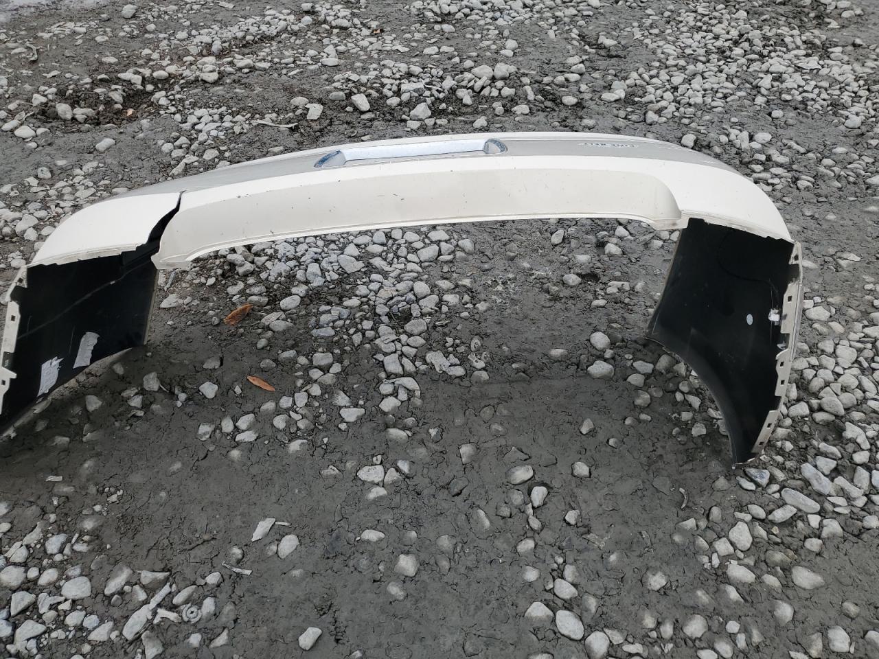 2010 Chevrolet Malibu Ls VIN: 1G1ZB5EB8AF152009 Lot: 69569295