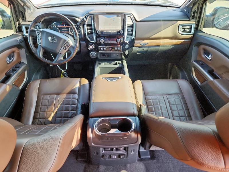  NISSAN TITAN 2020 Черный