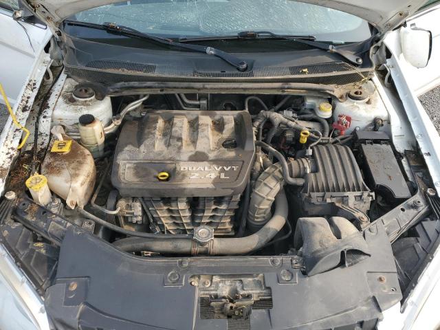2013 CHRYSLER 200 LX  