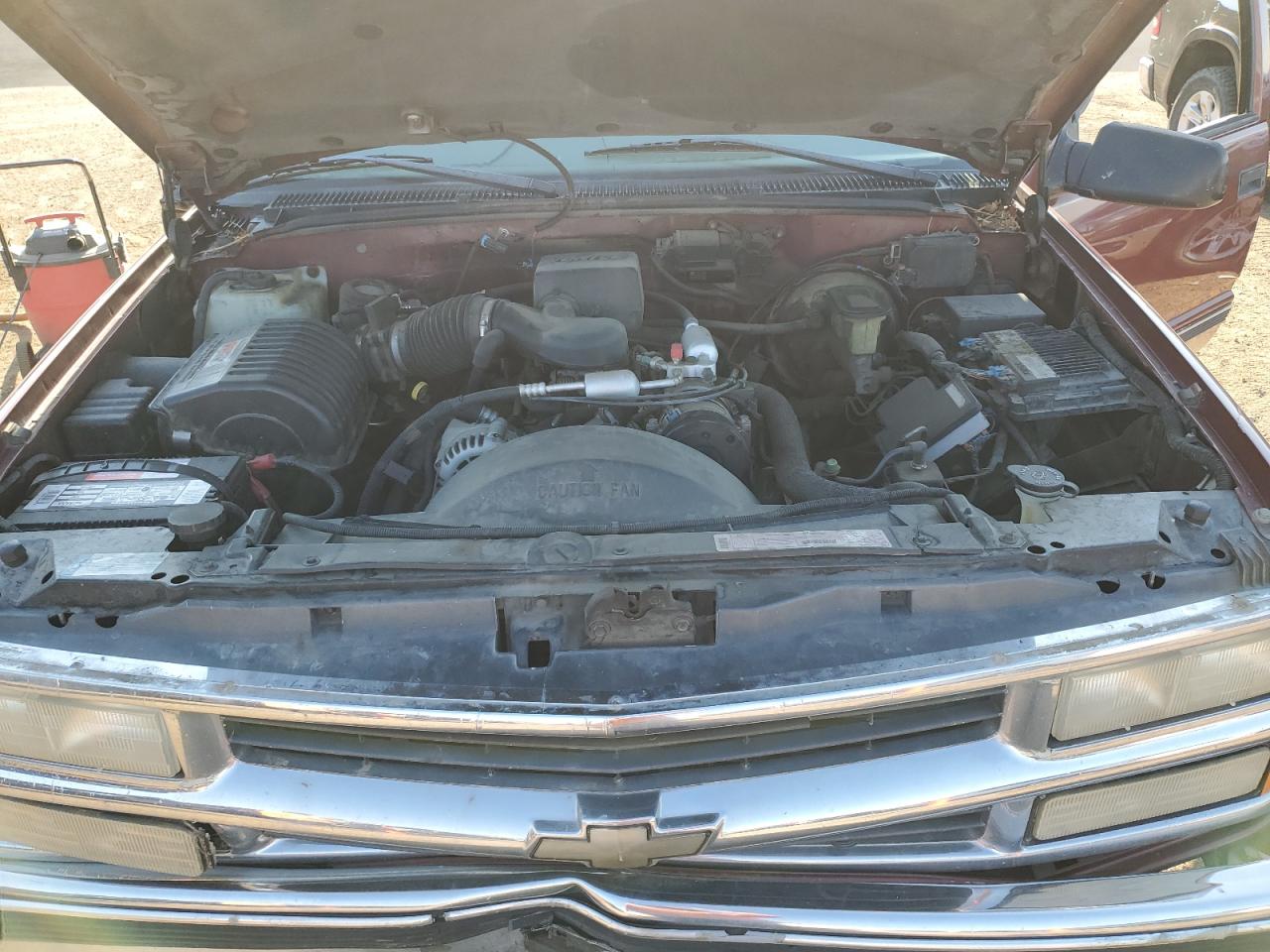 1998 Chevrolet Gmt-400 K1500 VIN: 1GCEK19R8WR108930 Lot: 69475335