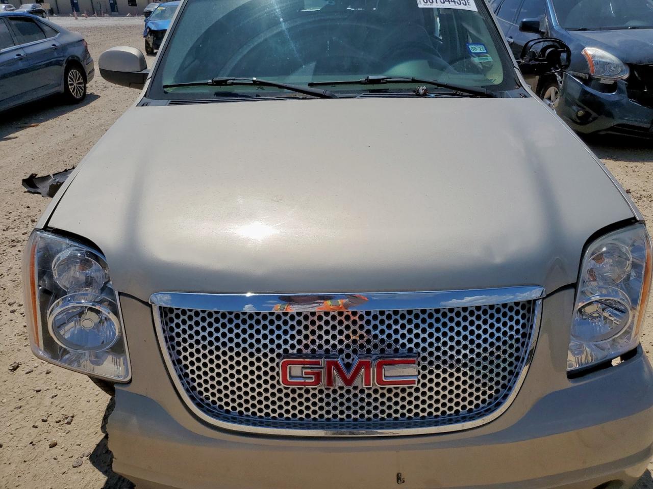 2007 GMC Yukon VIN: 1GKFC13047R231772 Lot: 68734435