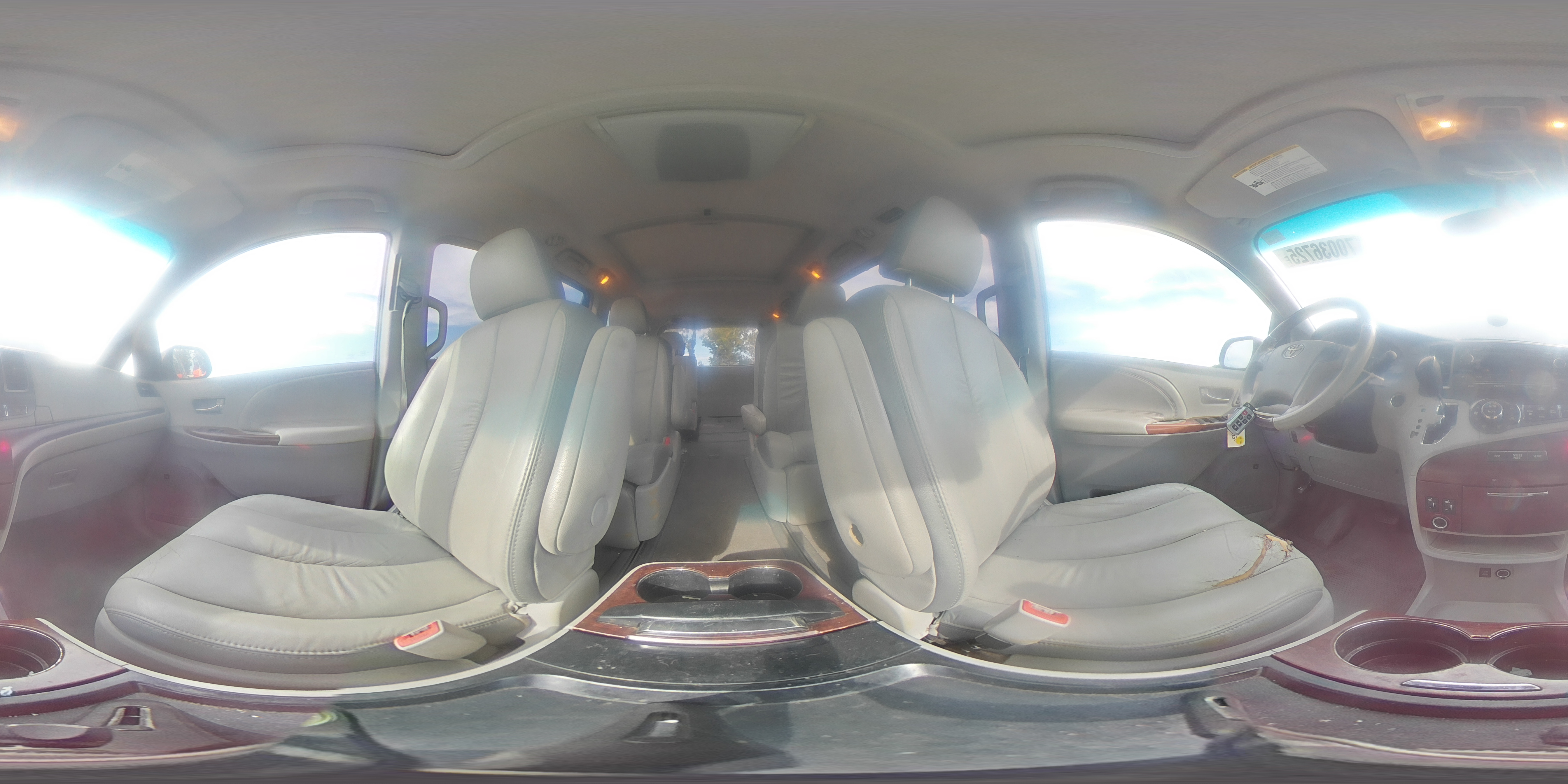 2011 Toyota Sienna Xle VIN: 5TDYK3DC0BS038850 Lot: 70036725