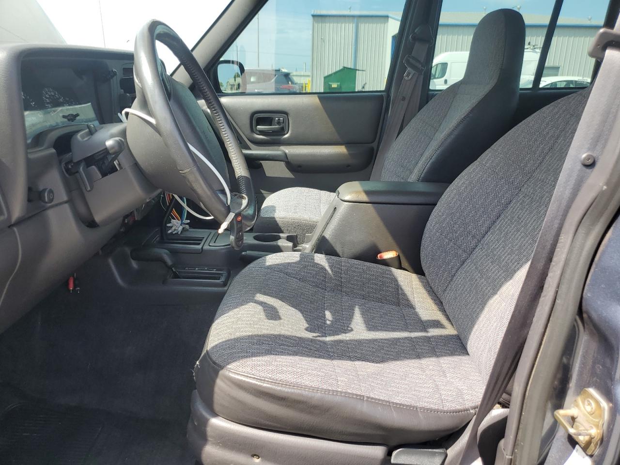 2001 Jeep Cherokee Sport VIN: 1J4FF48S11L609226 Lot: 69315155